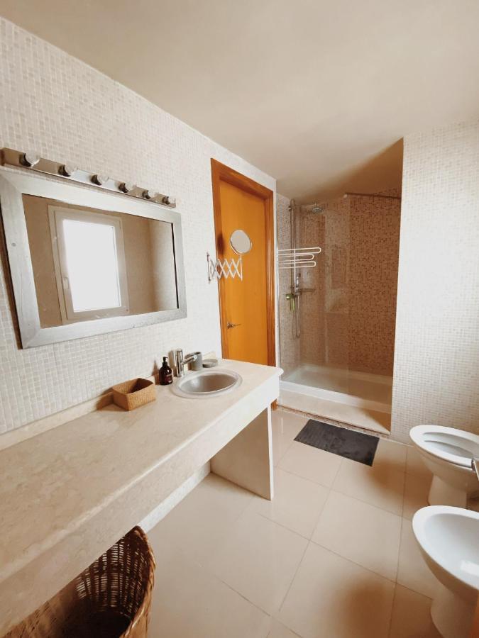 Cool Loft In The Old Town With Rooftop Terrace And Fireplace Tarifa Exteriör bild